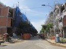 Nhà phố xây thô hút khách mua Nhà phố xây thô hút khách mua