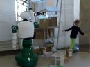 Cận cảnh Robot Nga cứu bé gái dù không được lập trình Cận cảnh Robot Nga cứu bé gái dù không được lập trình