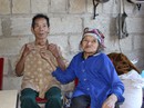 Chuyện tình rơi nước mắt "ông câm bà còng" nơi phố núi Chuyện tình rơi nước mắt "ông câm bà còng" nơi phố núi