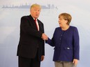 Tổng thống Donald Trump đã bắt tay bà Merkel Tổng thống Donald Trump đã bắt tay bà Merkel
