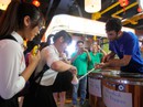 8-3 dân Sài Gòn kéo nhau đi chợ ẩm thực trong lòng đất 8-3 dân Sài Gòn kéo nhau đi chợ ẩm thực trong lòng đất