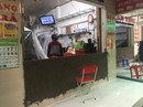 Ám ảnh bão Linda, dân Rạch Gốc xây tường cao đối phó với bão số 16 (Tembin) Ám ảnh bão Linda, dân Rạch Gốc xây tường cao đối phó với bão số 16 (Tembin)