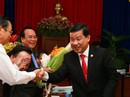 Chủ tịch Bình Dương cùng lúc nhận 4-5 thư triệu tập của tòa! Chủ tịch Bình Dương cùng lúc nhận 4-5 thư triệu tập của tòa!