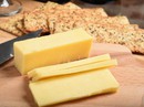 Dùng nhiều phô mai, tăng nguy cơ ung thư vú Dùng nhiều phô mai, tăng nguy cơ ung thư vú