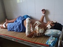 Nghi có “bồ nhí”, vợ vác dao truy sát chồng đến cùng Nghi có “bồ nhí”, vợ vác dao truy sát chồng đến cùng