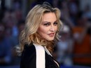 Madonna đến sống ở Bồ Đào Nha vì con nuôi Madonna đến sống ở Bồ Đào Nha vì con nuôi