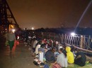 Vì sao giới trẻ cứ thích... "phượt đêm"? Vì sao giới trẻ cứ thích... "phượt đêm"?