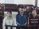 Nhậu xong, 2 "tú ông" thay nhau hiếp dâm bé gái 14 tuổi Nhậu xong, 2 "tú ông" thay nhau hiếp dâm bé gái 14 tuổi
