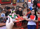 Còn mấy ai thành tâm xin chữ ông đồ? Còn mấy ai thành tâm xin chữ ông đồ?
