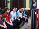 Băng nữ nhặt ve chai đột nhập kho hàng trộm vải Băng nữ nhặt ve chai đột nhập kho hàng trộm vải