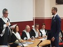 Hậu vệ bị cắn vai Chiellini nhận bằng Cao học tại Ý Hậu vệ bị cắn vai Chiellini nhận bằng Cao học tại Ý