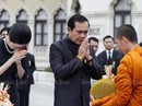 Thủ tướng Thái Lan xin lỗi bà Yingluck Thủ tướng Thái Lan xin lỗi bà Yingluck