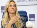 Hoa hậu, Á hậu Nga cảm kích Tổng thống Putin Hoa hậu, Á hậu Nga cảm kích Tổng thống Putin