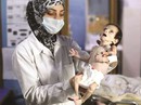 Cạn lương thực, người dân Syria phải "lục thùng rác" Cạn lương thực, người dân Syria phải "lục thùng rác"