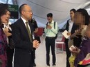 Gia đình 8 người mắc kẹt tại sân bay hơn 2 tháng Gia đình 8 người mắc kẹt tại sân bay hơn 2 tháng
