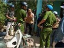 Người đàn bà "khủng bố" quan xã bằng nước mắm Người đàn bà "khủng bố" quan xã bằng nước mắm