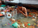 Phía sau đảo thiên đường... Phía sau đảo thiên đường...