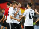 "Xe tăng" Đức bắn hạ Na Uy, Anh thoát hiểm ở Wembley "Xe tăng" Đức bắn hạ Na Uy, Anh thoát hiểm ở Wembley