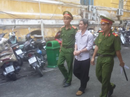 Nhân viên cầm vàng giả, giám đốc Công ty SJC Bàn Cờ bị tội Nhân viên cầm vàng giả, giám đốc Công ty SJC Bàn Cờ bị tội