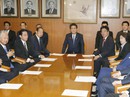 Cuộc cải tổ nhiều tính toán của ông Abe Cuộc cải tổ nhiều tính toán của ông Abe