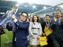 Tỉ phú Vichai gặp nạn trên chuyến bay định mệnh ở sân Leicester Tỉ phú Vichai gặp nạn trên chuyến bay định mệnh ở sân Leicester