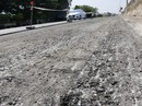 Cận cảnh vá víu quốc lộ ngàn tỉ ở Quảng Nam Cận cảnh vá víu quốc lộ ngàn tỉ ở Quảng Nam