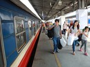 Mập mờ vé tàu Tết Mập mờ vé tàu Tết