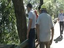 Trung Quốc: Khao khát có con trai, cha ném con gái mới sinh xuống vực Trung Quốc: Khao khát có con trai, cha ném con gái mới sinh xuống vực