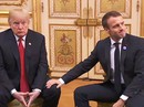 Giải mã phản ứng của ông Trump khi ông Macron vỗ đầu gối Giải mã phản ứng của ông Trump khi ông Macron vỗ đầu gối