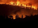 Mỹ: Lửa rừng rực, khói ngút trời ở bang California Mỹ: Lửa rừng rực, khói ngút trời ở bang California