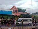 Cầu cứu công an vì cho rằng bị bắt cóc, viết giấy nợ hàng chục tỉ Cầu cứu công an vì cho rằng bị bắt cóc, viết giấy nợ hàng chục tỉ