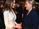 Angelina Jolie rạng ngời chống kỳ thị nạn nhân bạo lực tình dục Angelina Jolie rạng ngời chống kỳ thị nạn nhân bạo lực tình dục
