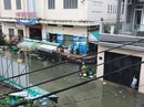 Cận cảnh ngập lụt trong nhà, ngoài ngõ ở TP HCM Cận cảnh ngập lụt trong nhà, ngoài ngõ ở TP HCM