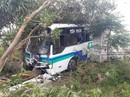 Quảng Nam: 2 vụ tai nạn xe khách liên tiếp, một người chết Quảng Nam: 2 vụ tai nạn xe khách liên tiếp, một người chết