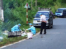 Các nghi can và nạn nhân trong vụ giết người ném xác xuống đèo phi tang là bạn nhau Các nghi can và nạn nhân trong vụ giết người ném xác xuống đèo phi tang là bạn nhau