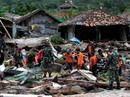 Indonesia: Sau sóng thần chớp nhoáng là động đất và thảm họa lơ lửng Indonesia: Sau sóng thần chớp nhoáng là động đất và thảm họa lơ lửng