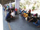 Nhiều tàu trễ giờ, hàng ngàn khách vạ vật ở Ga Sài Gòn Nhiều tàu trễ giờ, hàng ngàn khách vạ vật ở Ga Sài Gòn