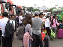 Bến xe Miền Đông, miền Tây, Ga Sài Gòn đông nghẹt khách về quê ăn Tết Bến xe Miền Đông, miền Tây, Ga Sài Gòn đông nghẹt khách về quê ăn Tết