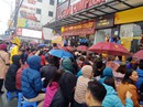 Rồng rắn xếp hàng mua vàng ngày Thần Tài Rồng rắn xếp hàng mua vàng ngày Thần Tài