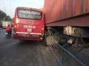 Đình chỉ tài xế xe buýt rượt đuổi xe container trên Quốc lộ 1 Đình chỉ tài xế xe buýt rượt đuổi xe container trên Quốc lộ 1