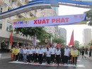 Đường phố TP HCM rộn ràng với 10.000 người chạy Đường phố TP HCM rộn ràng với 10.000 người chạy