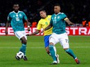 Sao trẻ lập công, Brazil "đòi nợ" nhà vô địch World Cup Sao trẻ lập công, Brazil "đòi nợ" nhà vô địch World Cup