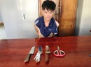 Thanh niên ngáo đá rượt chém người loạn xạ ở Nha Trang Thanh niên ngáo đá rượt chém người loạn xạ ở Nha Trang