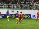 Hà Nội nhận 2 thẻ đỏ vì chửi trọng tài Hà Nội nhận 2 thẻ đỏ vì chửi trọng tài