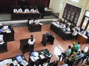 Bác sĩ Hoàng Công Lương phủ nhận lời khai của cựu giám đốc BVĐK Hòa Bình Bác sĩ Hoàng Công Lương phủ nhận lời khai của cựu giám đốc BVĐK Hòa Bình