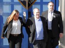 Bị tố hiếp dâm, ông trùm Hollywood Harvey Weinstein đầu thú Bị tố hiếp dâm, ông trùm Hollywood Harvey Weinstein đầu thú