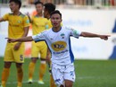 Clip: HAGL hạ SLNA; Hà Nội thắng Thanh Hóa trong mưa gôn Clip: HAGL hạ SLNA; Hà Nội thắng Thanh Hóa trong mưa gôn