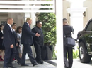 Tổng thống Donald Trump khoe “Quái thú” với ông Kim Jong-un Tổng thống Donald Trump khoe “Quái thú” với ông Kim Jong-un