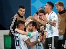 Argentina thắng nghẹt thở: Cầm chân… cái đẹp Argentina thắng nghẹt thở: Cầm chân… cái đẹp