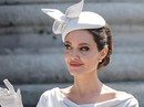 Angelina Jolie đẹp cuốn hút trong sự kiện hoàng gia Angelina Jolie đẹp cuốn hút trong sự kiện hoàng gia